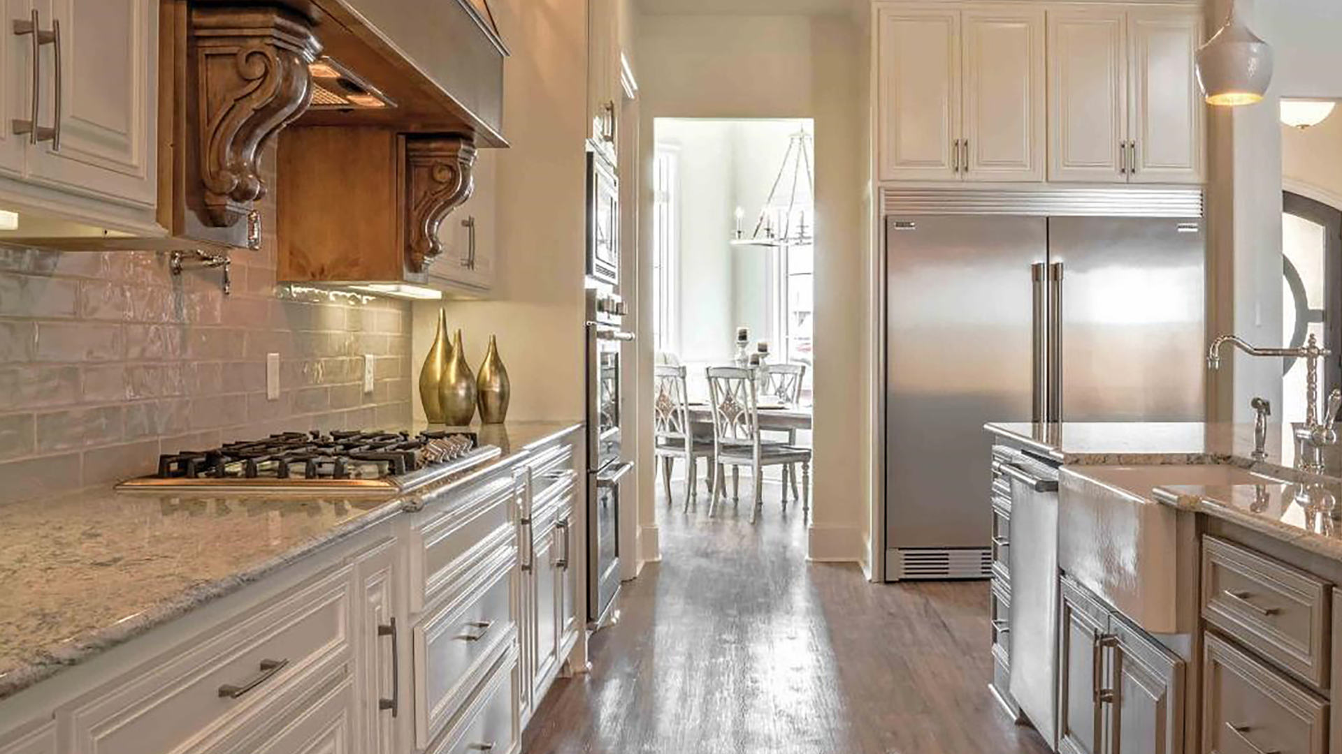 Luxury Homes in Horseshoe Bay